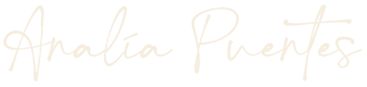 Analía Puentes signature